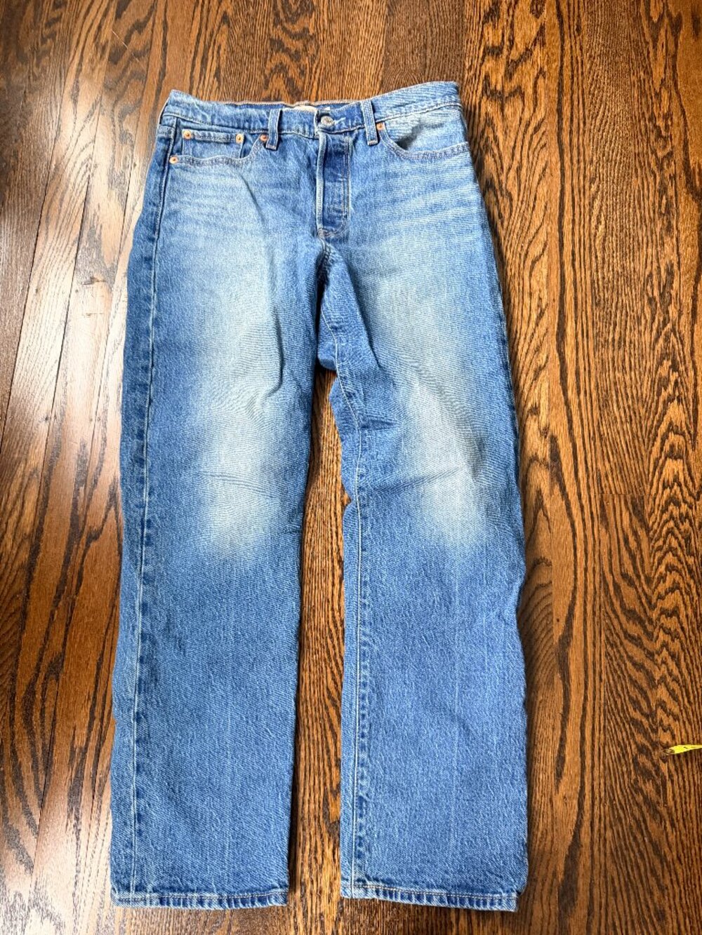 Levi's premium Wedgie Straight ankle jeans 29